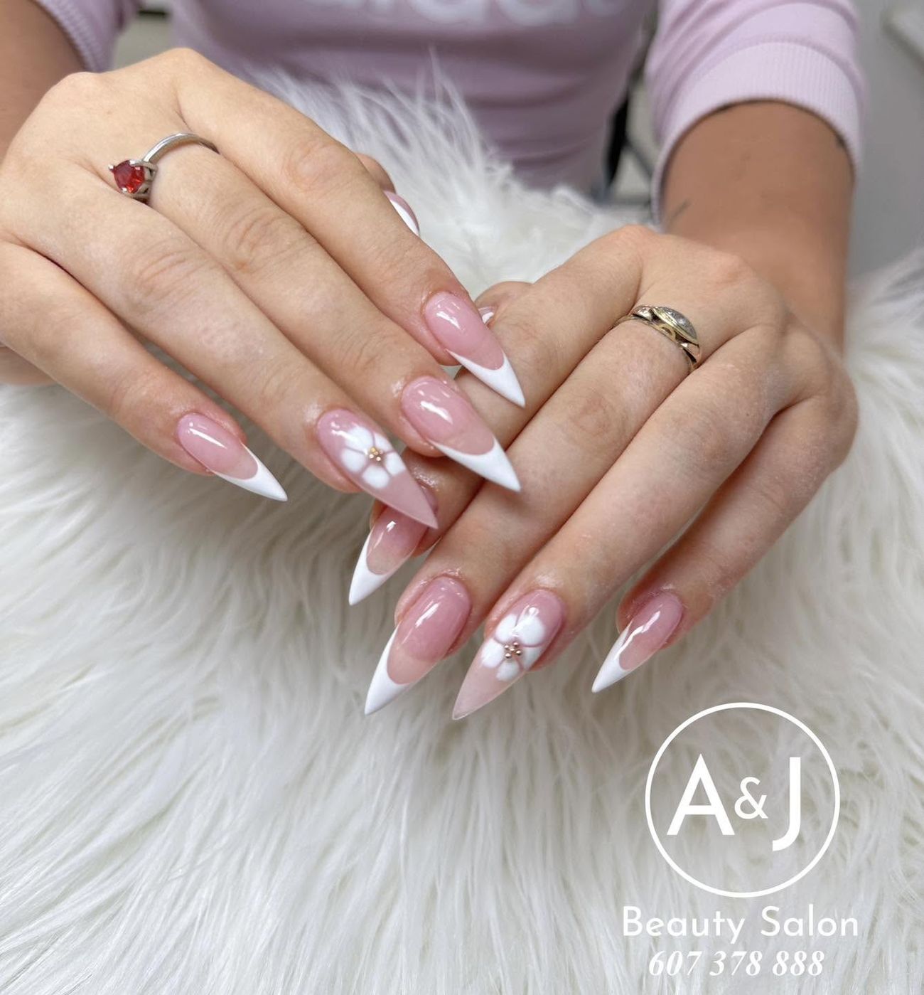 Jennifer Nails Studio feedback