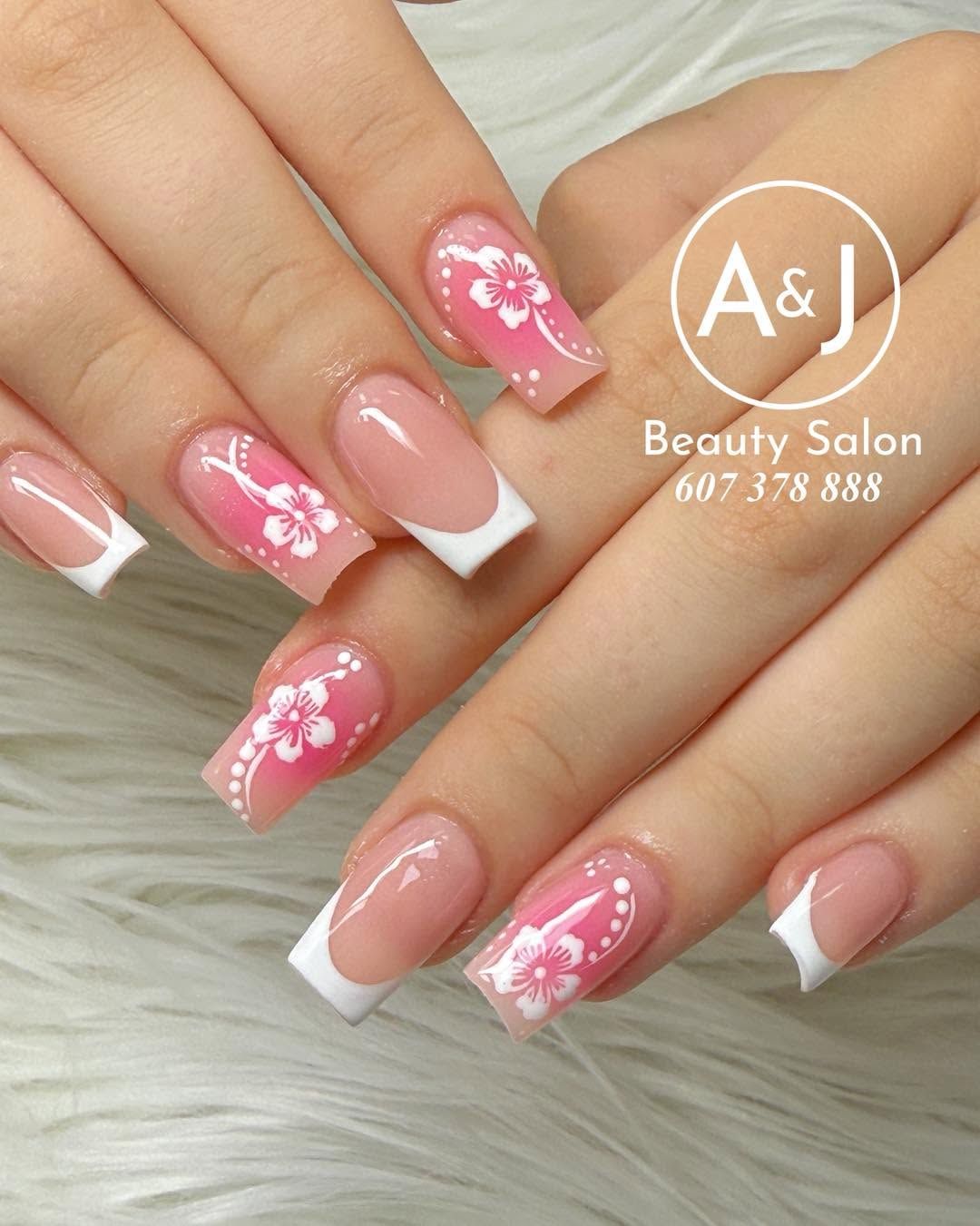 Jennifer Nails Studio feedback